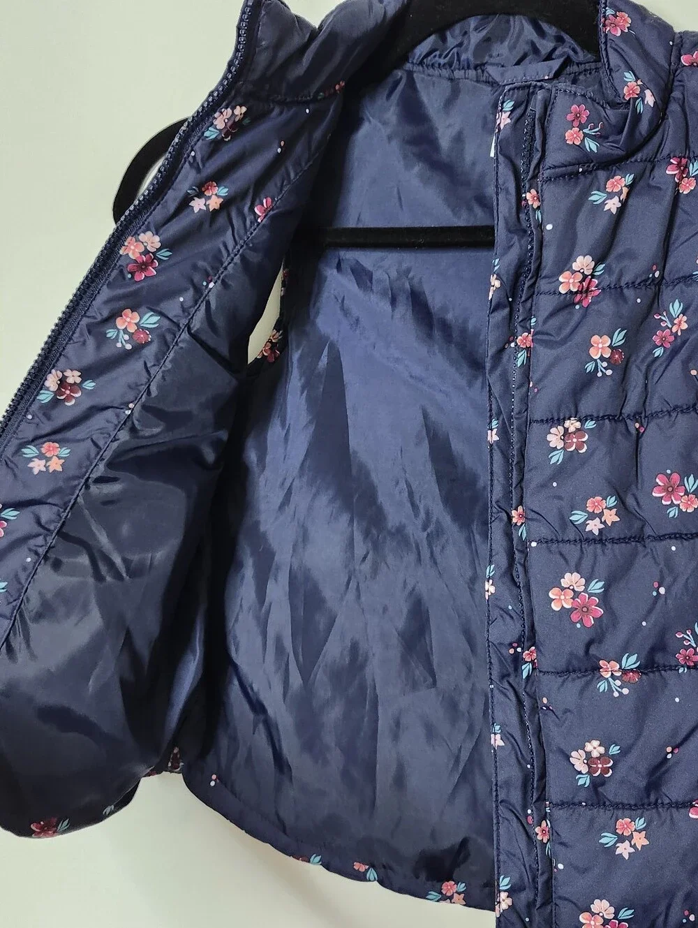 Gymboree Girls Blue Floral Puffer Vest Medium 7-8 Zip Up Layer Fall Winter Warm